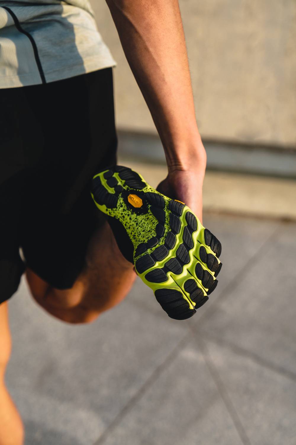 Vibram V-Run Men's Barefoot Running Footwear Black – Gambol