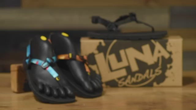 Luna Mono Winged Edition - Outdoors and lifestyle Sandals – Gambol