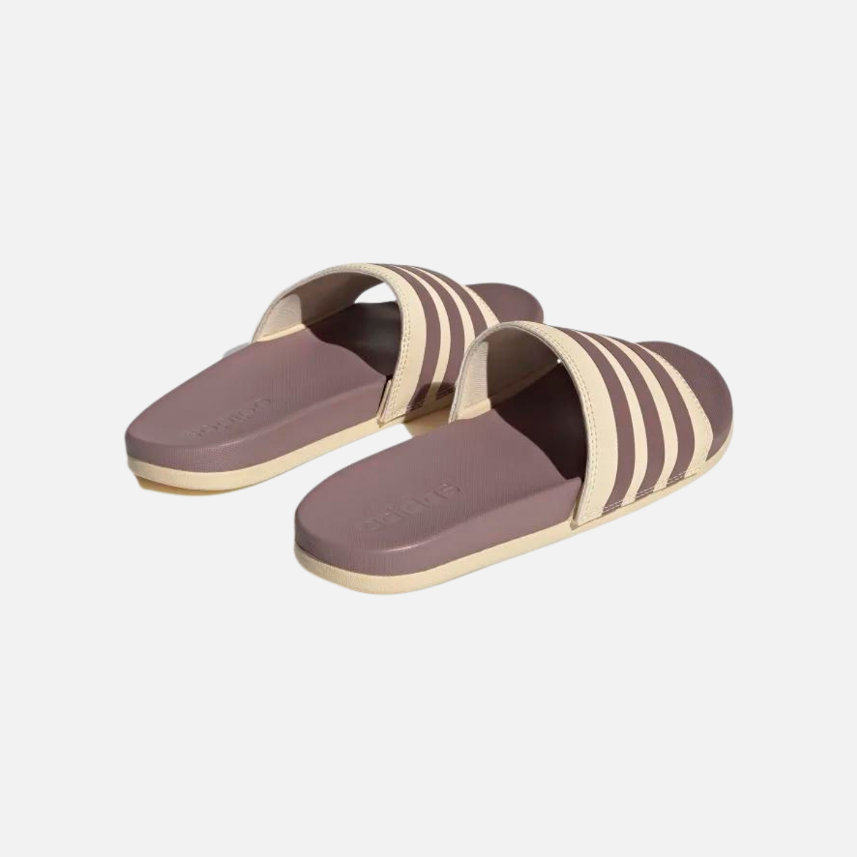 Adidas womens adilette 2024 comfort slide sandal