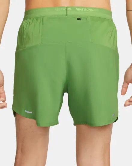 Nike Dri-FIT Stride Men's 13cm (approx.) Brief-Lined Running Shorts - Light Green